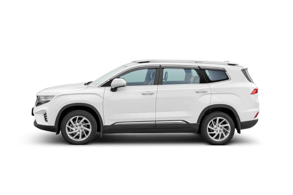 white mid size crossover suv car isolated on white. side view of passenger utility vehicle.
